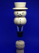 Load image into Gallery viewer, Festive Snowman Bottle Stopper