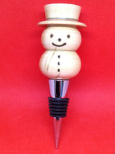 Load image into Gallery viewer, Festive Snowman Bottle Stopper