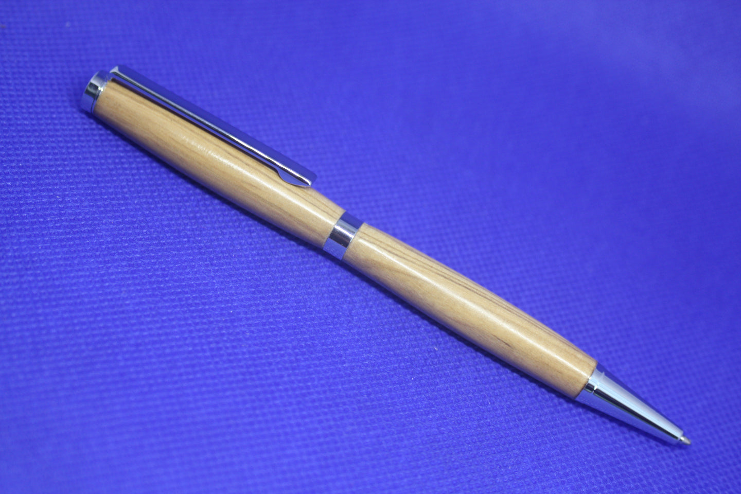 (15) - Twist Style Slimline Pen With a Light Coloured Wood