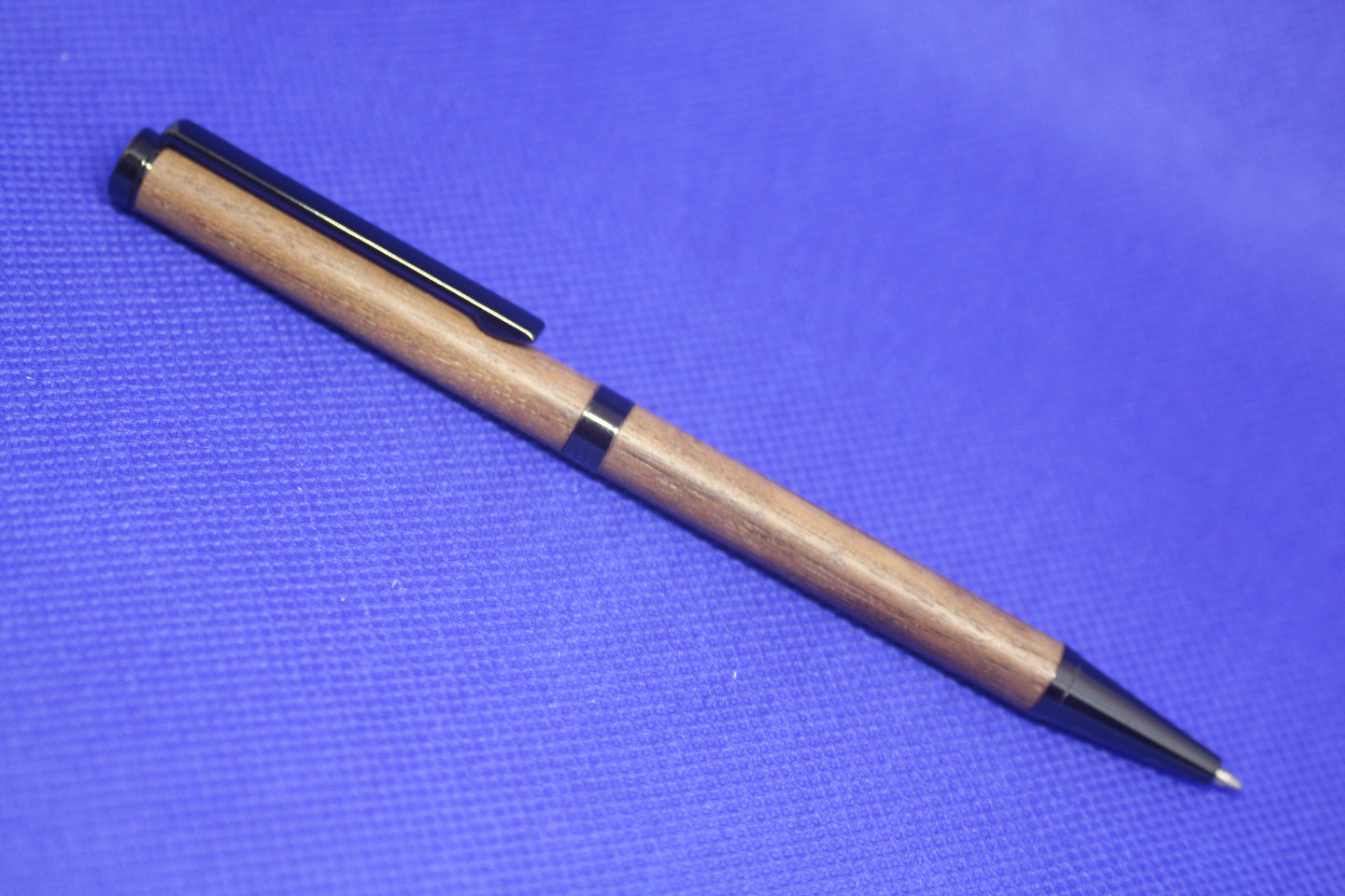 (21) - Walnut Wood Twist Style Slimline Pen